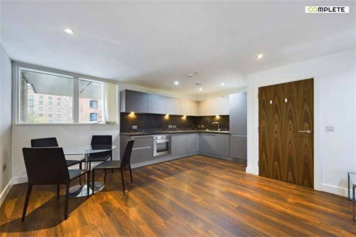 2 Bedroom Flat To Rent In The Assembly, Cambridge St, Manchester, M1