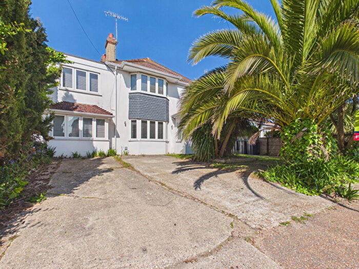 5 Bedroom Detached House For Sale In Elm Grove, Lancing, BN15