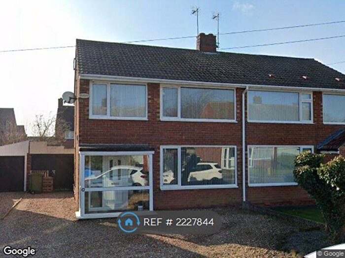 3 Bedroom Semi-Detached House To Rent In Langdale Crescent, Cottingham, HU16