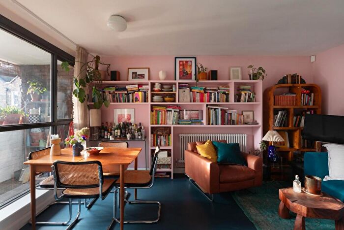 1 Bedroom Flat For Sale In London, E3