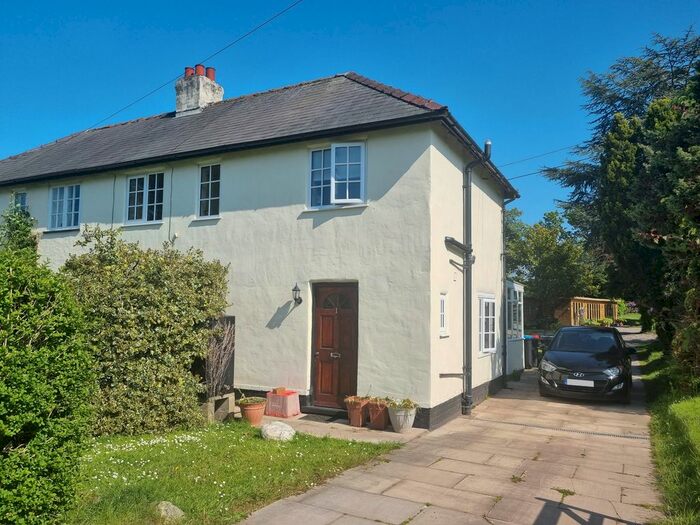 2 Bedroom Property To Rent In Tarvin Road, Frodsham, WA6