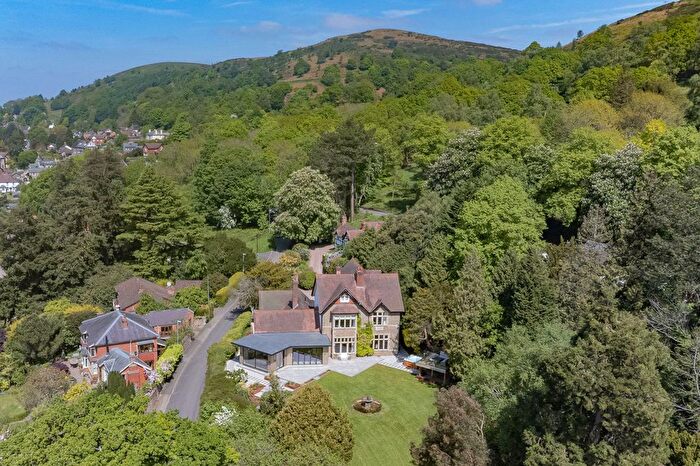 5 Bedroom Detached House For Sale In Harcourt Road, Malvern, Worcestershire., WR14