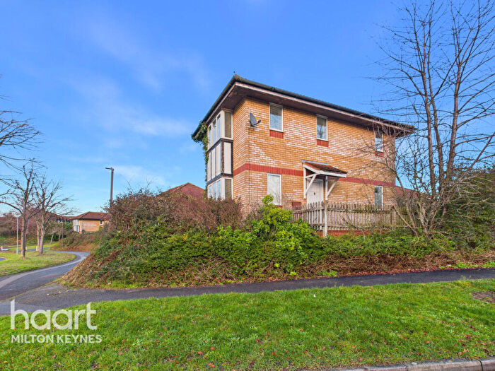 2 Bedroom Semi Detached House For Sale In Sipthorp Close, Milton Keynes, MK7