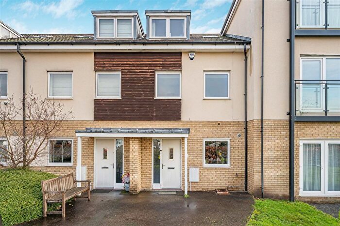4 Bedroom Terraced House For Sale In The Cedars, Broxbourne, EN10