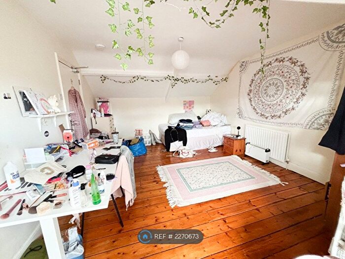 5 Bedroom Terraced House To Rent In Dilston Road, Newcastle Upon Tyne, NE4