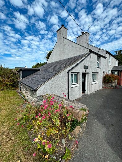 2 Bedroom Semi-Detached House To Rent In Disgwylfa Bach, Lon Las, Morfa Nefyn, Pwllheli, LL53