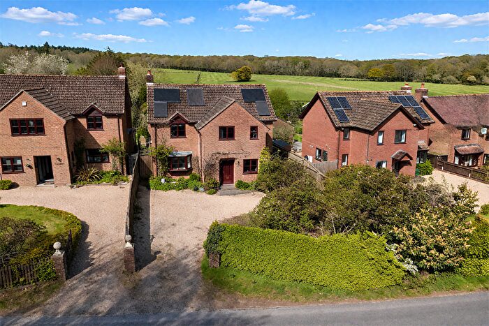 4 Bedroom Detached House For Sale In Woodlands, BH21