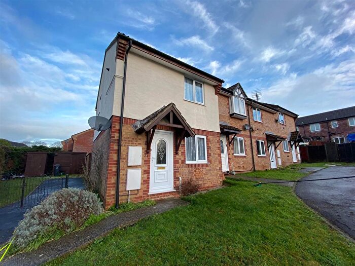 2 Bedroom Semi-Detached House To Rent In Bryer Close, Bridgwater, Somerset, TA6