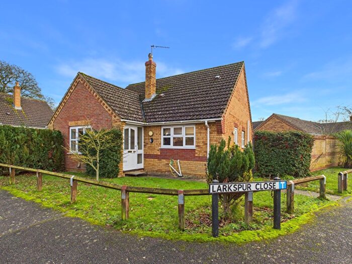 3 Bedroom Detached Bungalow For Sale In Larkspur Close, Downham Market, PE38