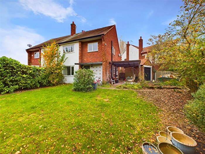 3 Bedroom Semi-Detached House For Sale In Plas Newton Lane, Chester, Cheshire, CH2