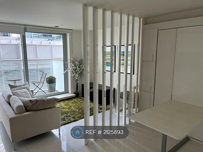 Studio To Rent In Pan Peninsula Square, London, E14