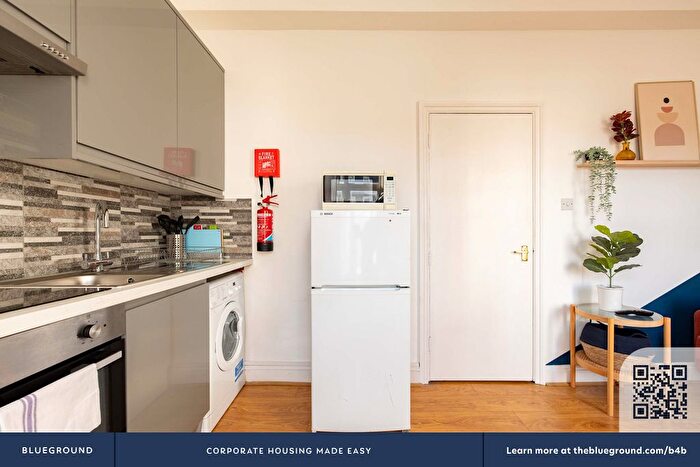 1 Bedroom Flat To Rent In Shepherd's Bush, W12