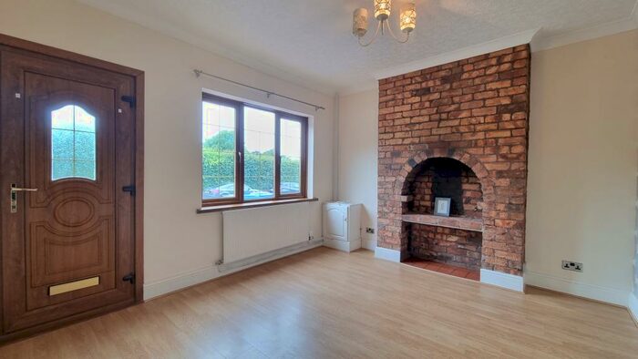 2 Bedroom House To Rent In Florendine Street, B77