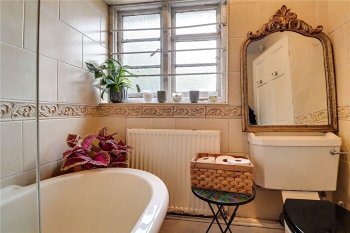 3 Bedroom End Of Terrace House For Sale In High Street, Redbourn, St. Albans, AL3