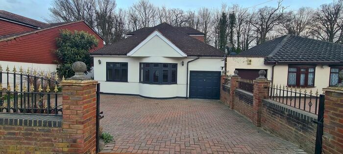 5 Bedroom Link Detached House To Rent In Baldwyns Park, Bexley, Kent, DA5