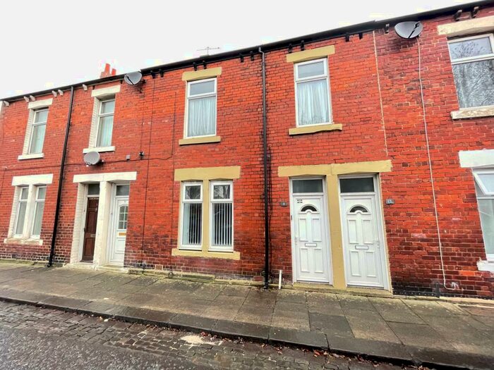 2 Bedroom Ground Flat To Rent In Harold Street, Jarrow, Tyne And Wear, NE32
