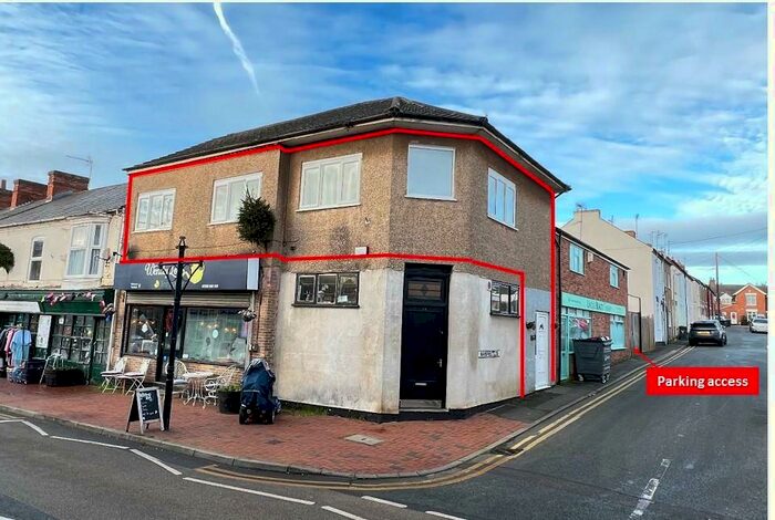 2 Bedroom Flat To Rent In With Parking - Station Road, Desborough, NN14