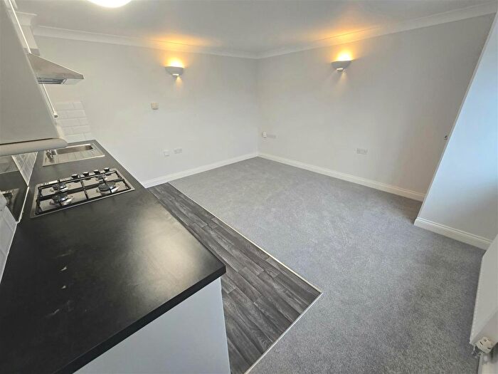 1 Bedroom Flat For Sale In King Johns Road, Kingswood, BS15
