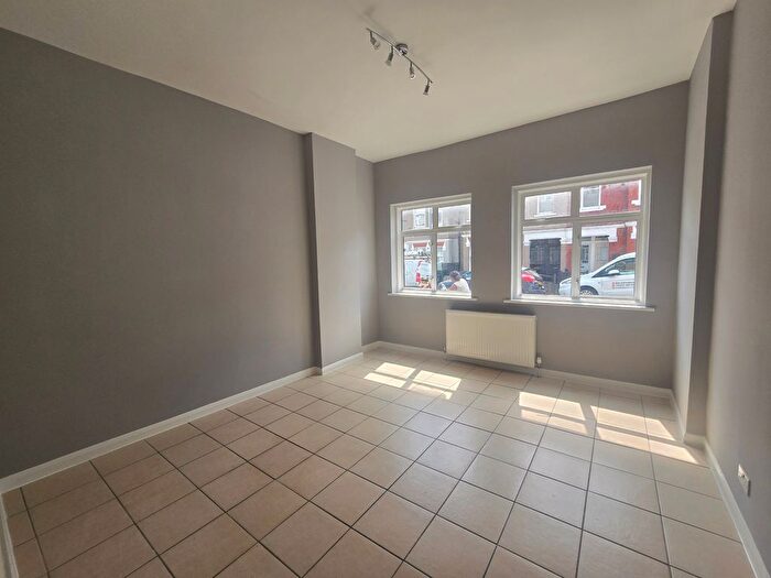 1 Bedroom Flat To Rent In Grenfell Road, Mitcham, CR4