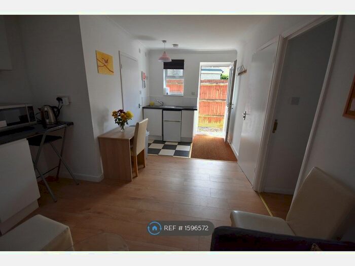 Studio To Rent In Burgess Road, Southampton, SO16