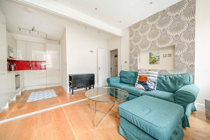1 Bedroom Flat To Rent In Hammersmith Broadway, London, W6
