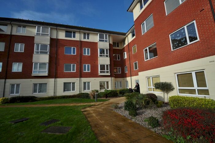 2 Bedroom Flat To Rent In Wilkinson Drop, Hadleigh, Essex, SS7
