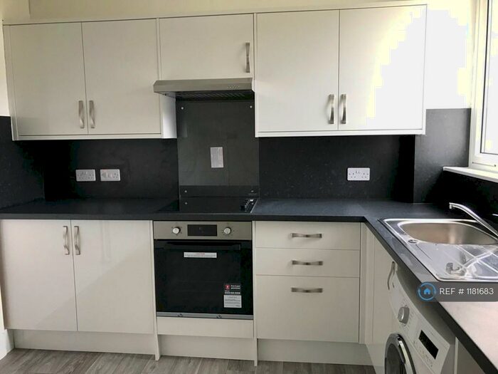 2 Bedroom Flat To Rent In Breadalbane Terrace, Perth, PH2