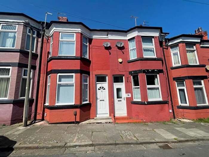 3 Bedroom Terraced House To Rent In Onslow Road, Wirral, CH62