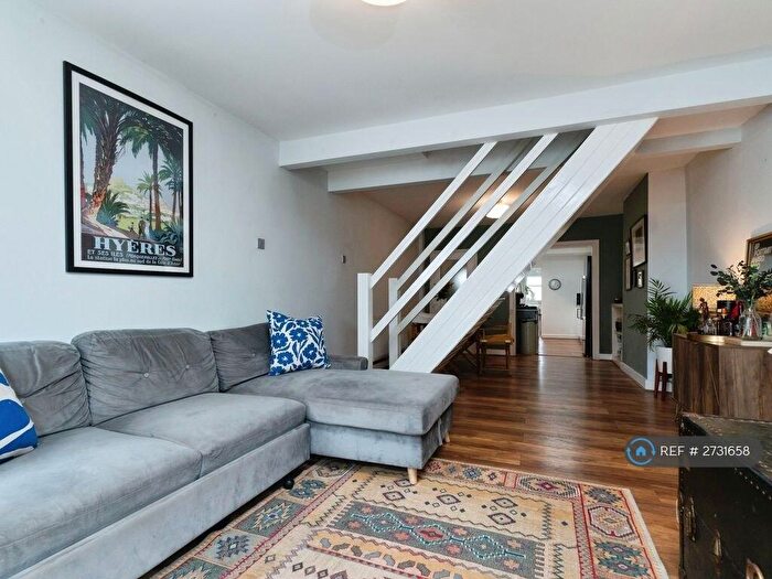 2 Bedroom Terraced House To Rent In Spencer Place, Croydon, CR0