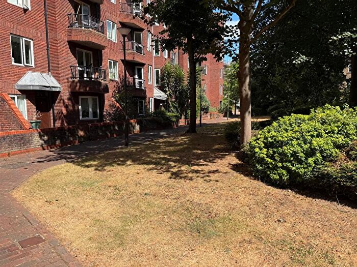 Studio To Rent In Bessborough Place, London, SW1V