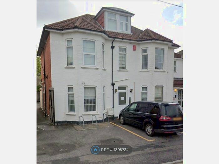 1 Bedroom Flat To Rent In Walpole Road, Bournemouth, BH1