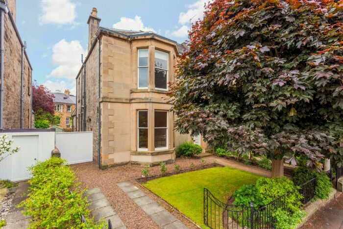5 Bedroom House To Rent In McLaren Road, Edinburgh, EH9