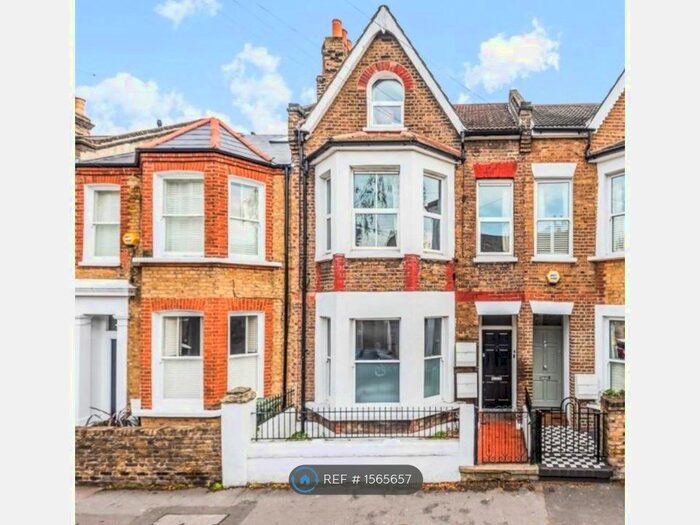 2 Bedroom Flat To Rent In Strathleven Road, Brixton, SW2