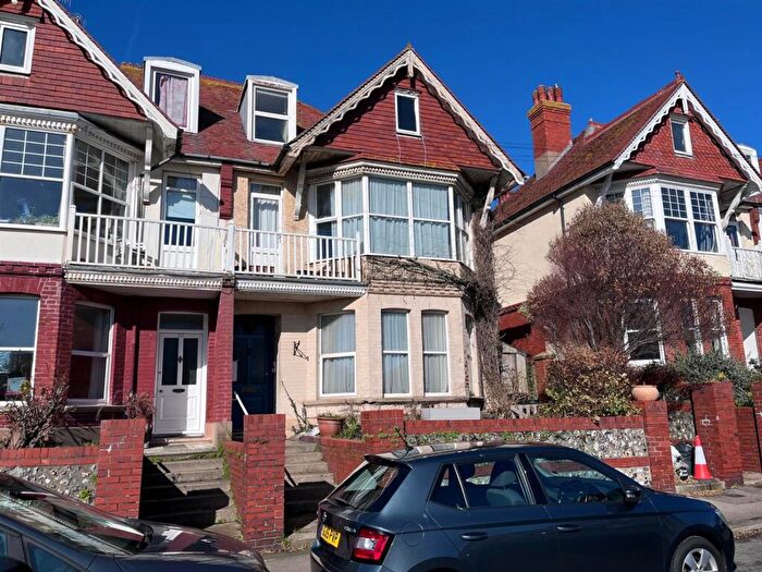 5 Bedroom Semi-Detached House For Sale In Sutton Road, Seaford, BN25