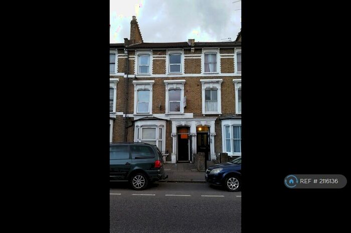 2 Bedroom Flat To Rent In Stoke Newington, Hackney, N16