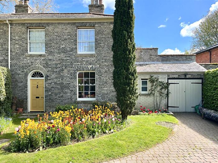 2 Bedroom Semi Detached House For Sale In Chapel Street, Hingham, NR9