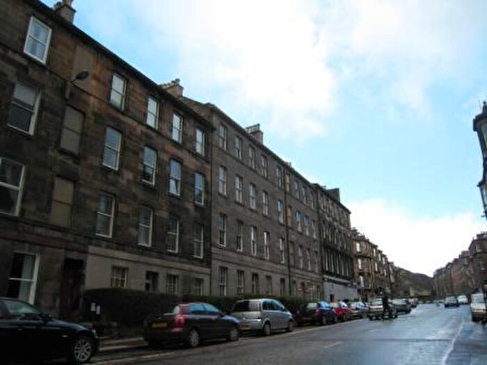 4 Bedroom Flat To Rent In West Preston Street, Newington, Edinburgh, EH8