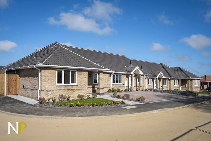 2 Bedroom Terraced Bungalow For Sale In José Powell Gardens, CO16