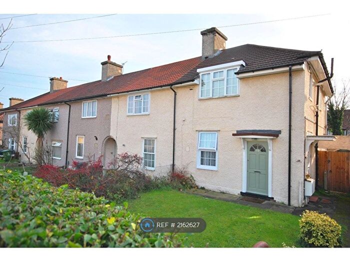 1 Bedroom Maisonette To Rent In Pendragon Road, Bromley, BR1