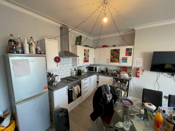 6 Bedroom Flat To Rent In Whiteladies Road, Clifton, Bristol, BS8