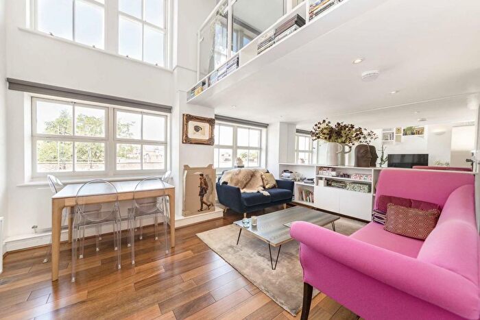 2 Bedroom Flat To Rent In Batchelor Street, London, N1