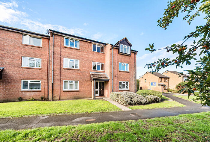 2 Bedroom Apartment For Sale In St. Peters Close, Cheltenham, Gloucestershire, GL51