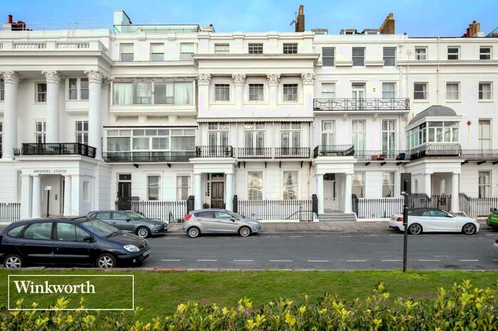 2 Bedroom Apartment To Rent In Arundel Terrace, Brighton, East Sussex, BN2