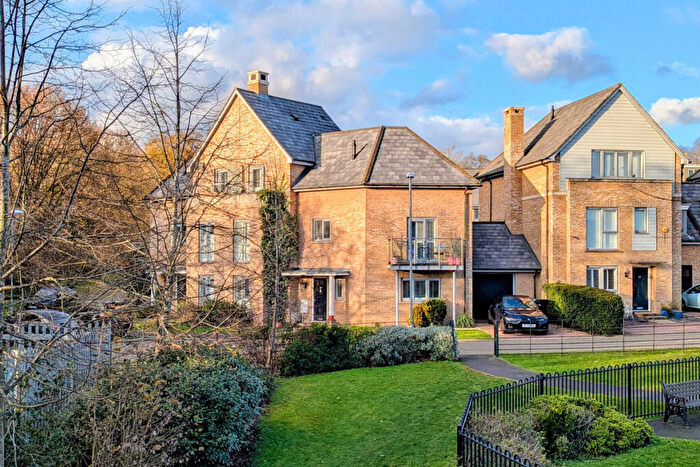 4 Bedroom Mews For Sale In Kingcup Avenue, Hemel Hempstead, HP2