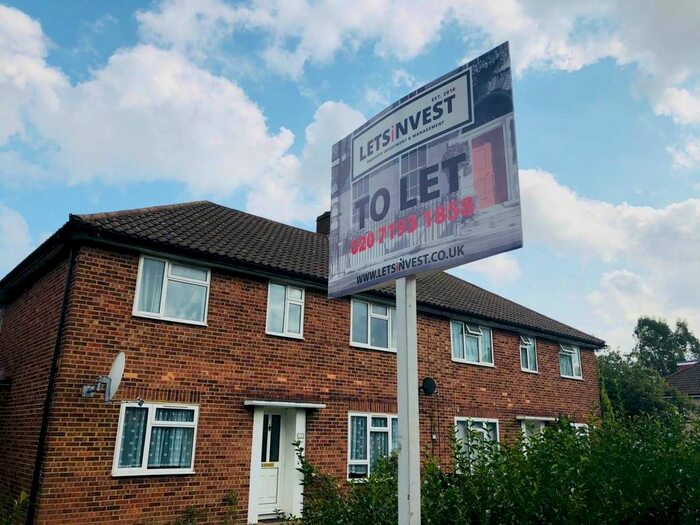 2 Bedroom Property To Rent In A Kenton Lane, Harrow, Middlesex, HA3