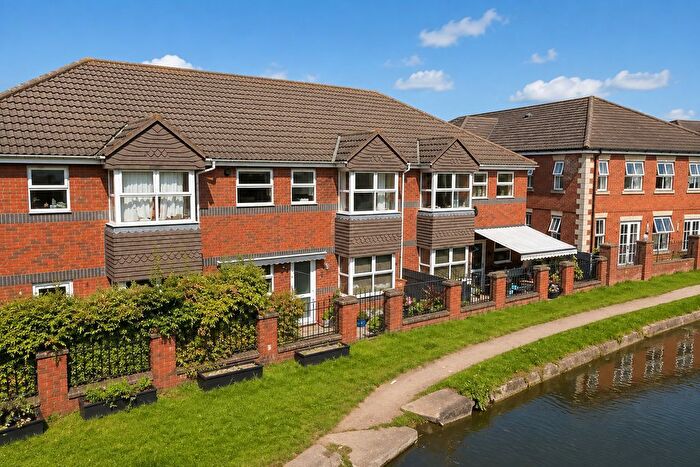 2 Bedroom Flat To Rent In Union Wharf, Loughborough, LE11