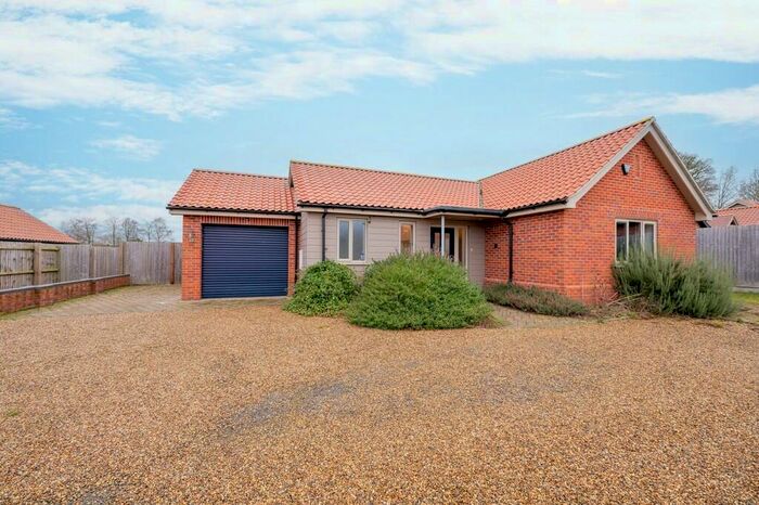 3 Bedroom Detached Bungalow For Sale In Guist, NR20
