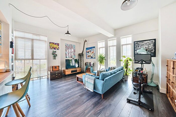 1 Bedroom Flat For Sale In Grange Road, London, SE1