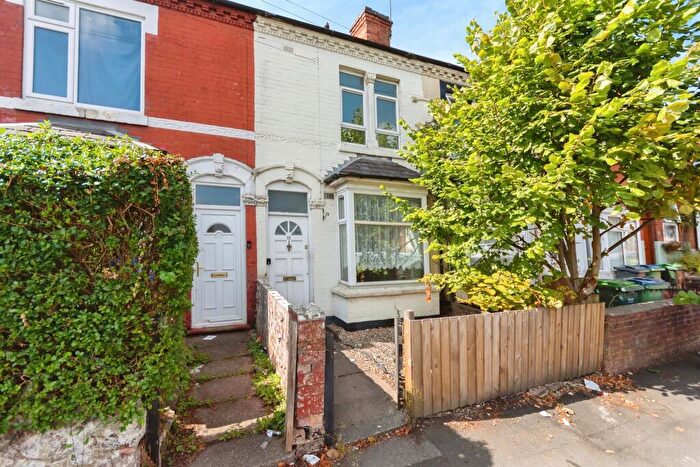 2 Bedroom Terraced House For Sale In The Uplands, Smethwick, B67
