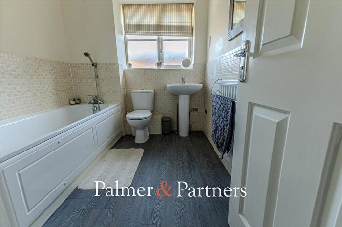 3 Bedroom End Of Terrace House For Sale In Fromus Walk, Saxmundham, Suffolk, IP17